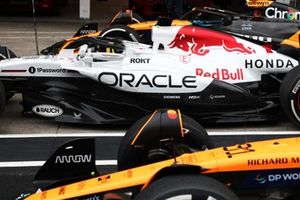 Lando Norris, McLaren, Oscar Piastri, McLaren, Max Verstappen, Red Bull Racing