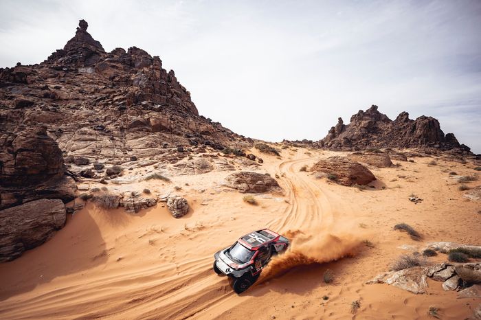 #212 The Dacia Sandriders Dacia: Cristina Gutierrez, Pablo Moreno