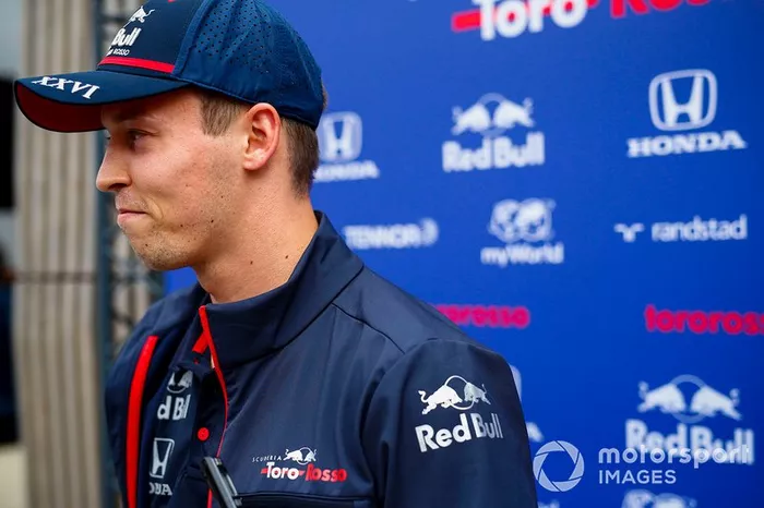 Daniil Kvyat, Toro Rosso habla con los medios de comunicación
