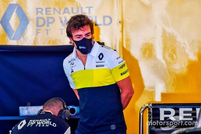 Fernando Alonso, Renault F1 Team R.S.18