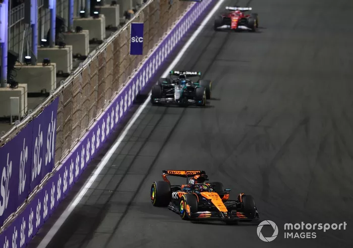 Charles Leclerc, Ferrari, Oscar Piastri, McLaren, George Russell, Mercedes