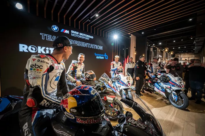 Toprak Razgatlioglu, BMW Motorrad WorldSBK Team, Michael van der Mark, BMW Motorrad WorldSBK Team, Scott Redding, Bonovo Action BMW, Garrett Gerloff, Bonovo Action BMW