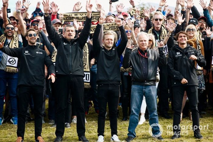 Romain Grosjean, Haas F1, Guenther Steiner, Director, Haas F1 Team, Kevin Magnussen, Haas F1, Gene Haas, Propietario y fundador, Haas F1 Team y Pietro Fittipaldi, piloto de pruebas y desarrollo, Haas F1