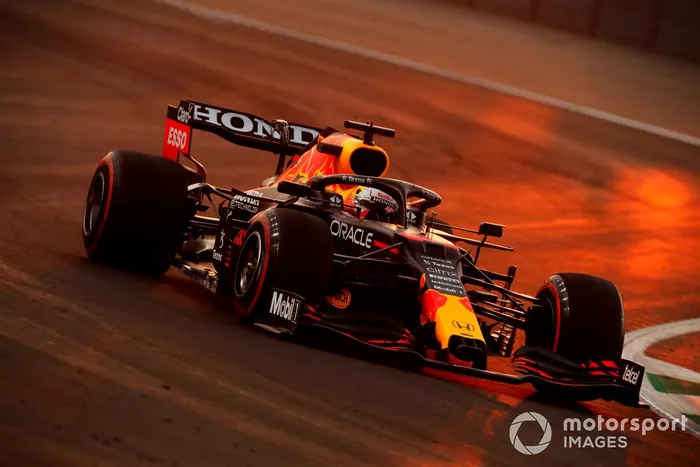 Max Verstappen, Red Bull Racing RB16B
