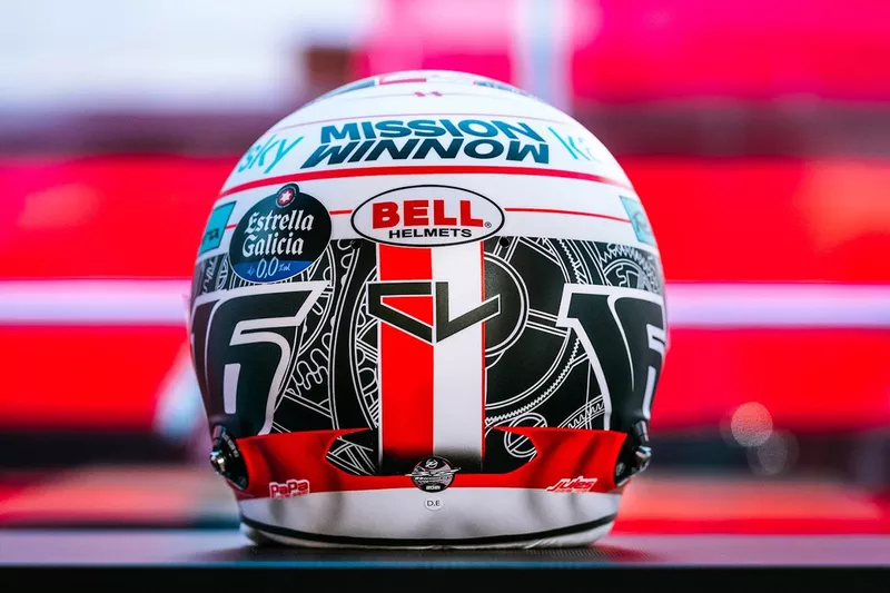 Casque de Charles Leclerc, Ferrari