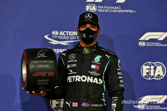 Ganador de la pole Lewis Hamilton, Mercedes F1