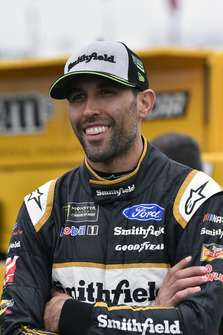 Aric Almirola, Stewart-Haas Racing, Ford Fusion Smithfield