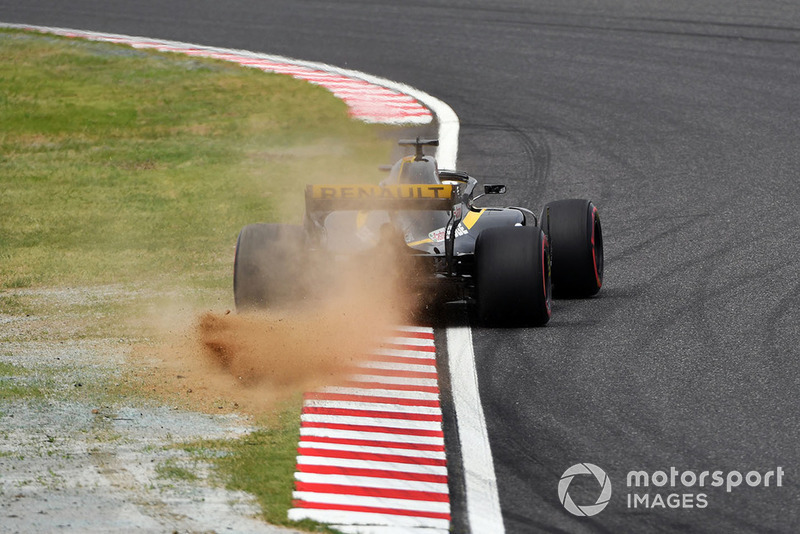 Ніко Хюлькенберг, Renault Sport F1 Team R.S. 18, розвертає болід та розбиває