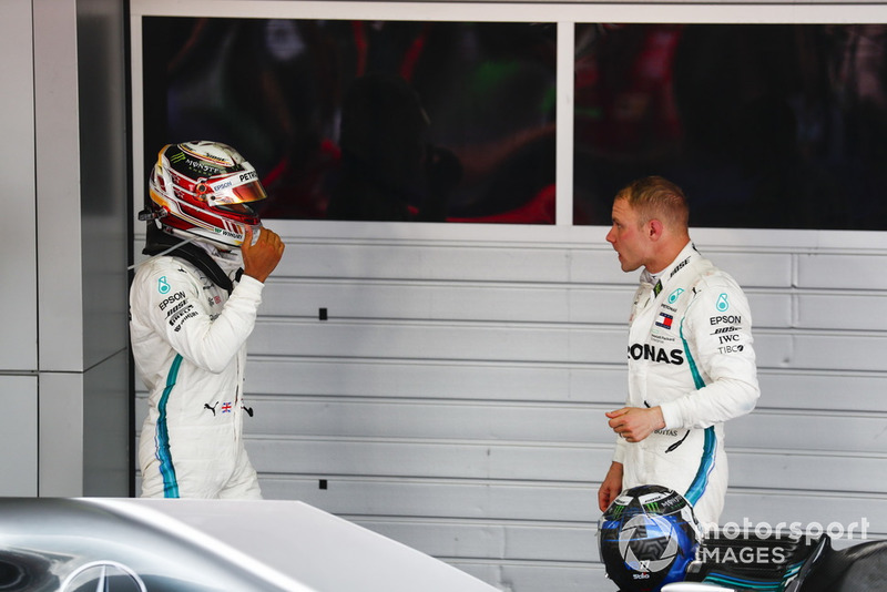 Por lo tanto el ganador, Hamilton, acabó visualmente tocado, entristecido por Valtteri Bottas