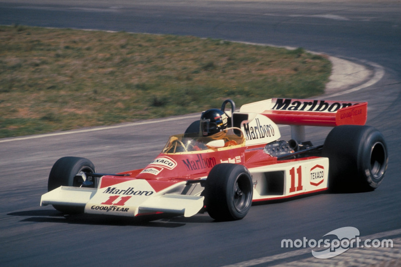 Şampiyon: James Hunt, İkinci: Niki Lauda, Puan Farkı: 1.00 (1976)