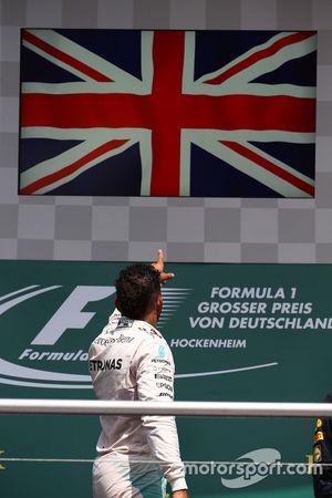 Podium: winner Lewis Hamilton, Mercedes AMG F1