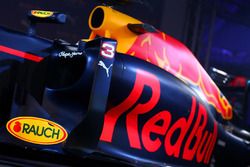 Red Bull Racing RB12 livery detail