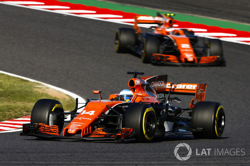 Fernando Alonso, McLaren MCL32, Stoffel Vandoorne, McLaren MCL32