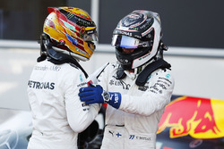 Polesitter Lewis Hamilton, Mercedes AMG F1, tweede Valtteri Bottas, Mercedes AMG F1