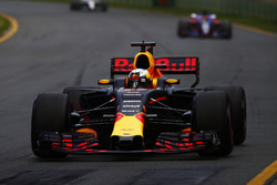 Даніель РІккардо, Red Bull Racing RB13