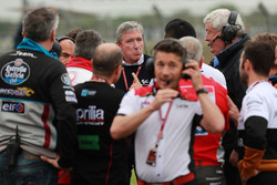 Mike Webb with team bosses