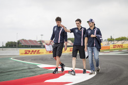 Sergio Perez, Force India walks the track