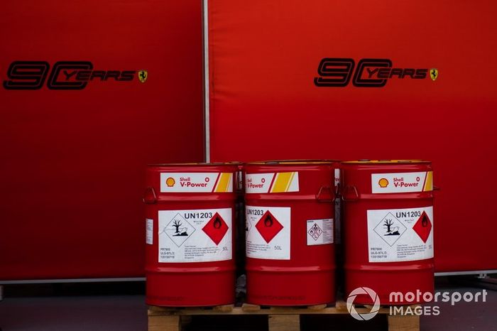 Contenedores de Shell de Ferrari