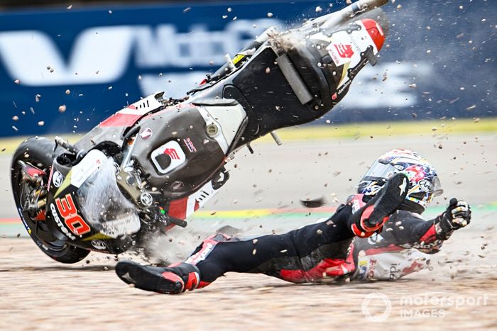 Takaaki Nakagami, caída del equipo LCR Honda