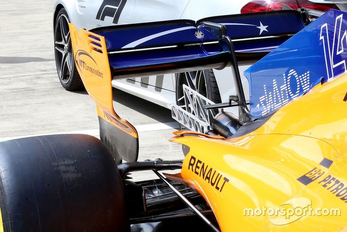Alerón trasero del McLaren MCL33