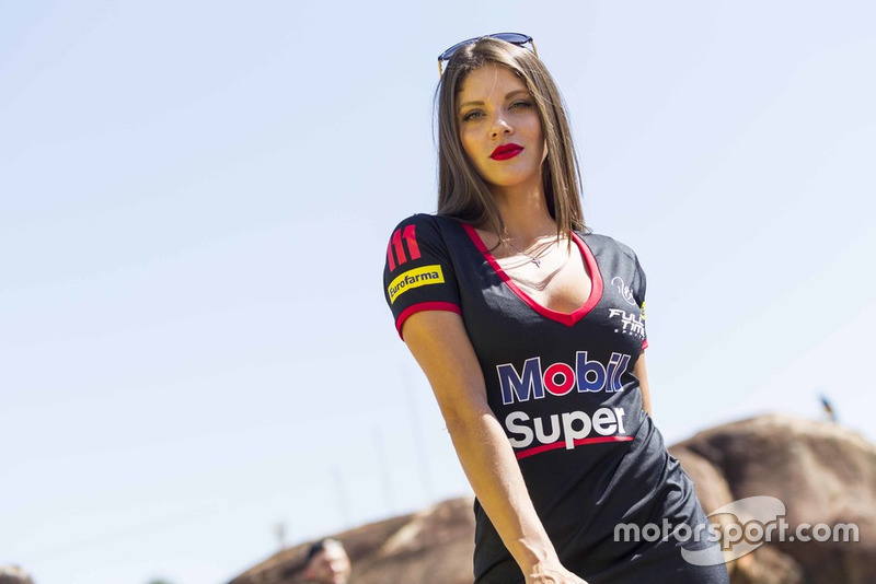 Chica de la parrilla