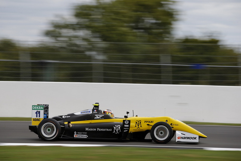 Sacha Fenestraz, Carlin Dallara F317 - Volkswagen