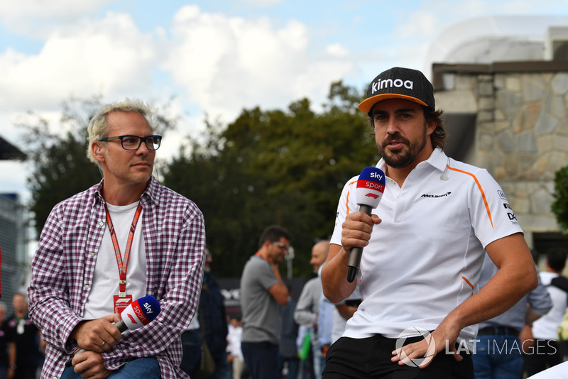 Jacques Villeneuve, Sky Italia y Fernando Alonso, McLaren