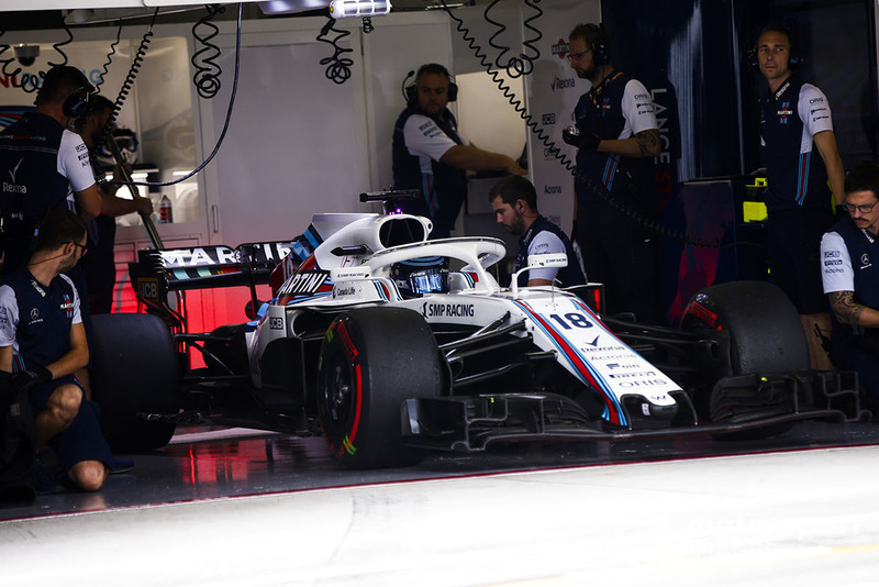 Lance Stroll, Williams FW41, dans le garage