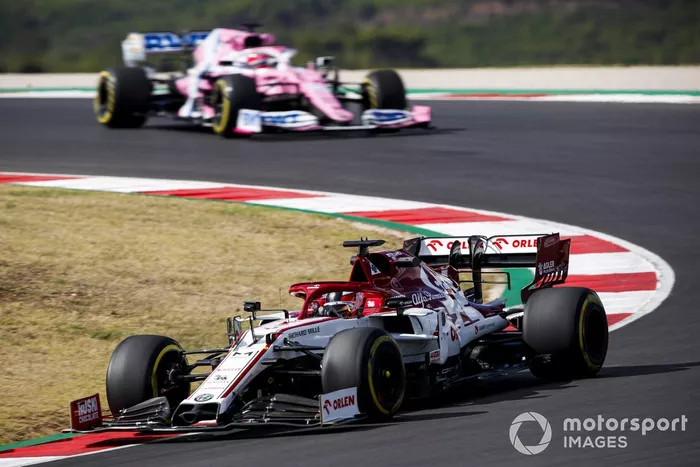 Kimi Raikkonen, Alfa Romeo Racing C39, Sergio Pérez, Racing Point RP20