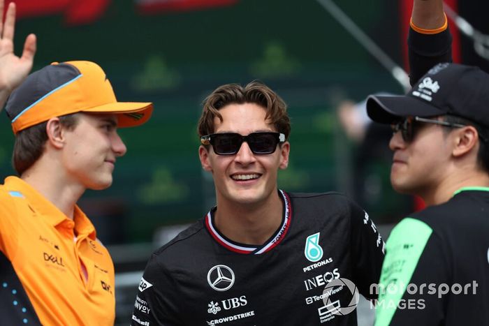 Oscar Piastri, McLaren F1 Team, George Russell, Mercedes-AMG F1 Team, Zhou Guanyu, Stake F1 Team Kick Sauber