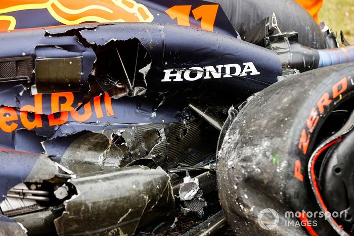 Daños en el coche de Sergio Pérez, Red Bull Racing RB20