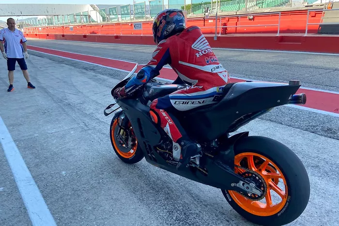 Stefan Bradl, Honda RC213V 2023