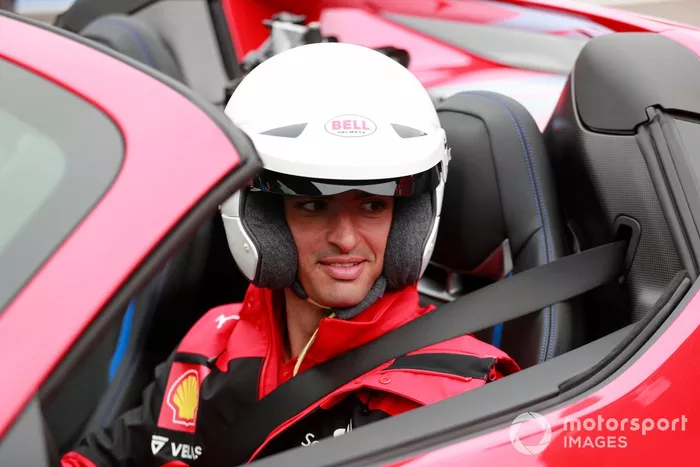 Carlos Sainz Jr., Ferrari