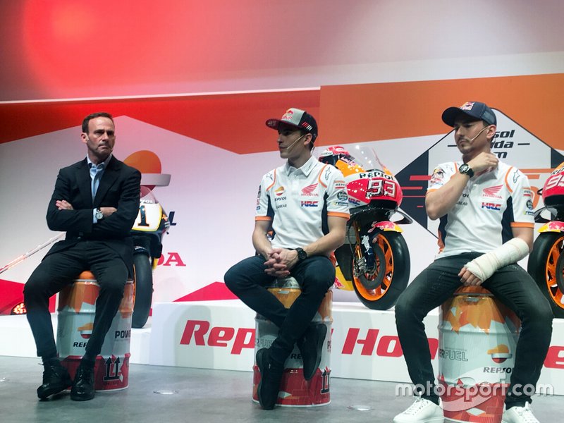 Марк Маркес та Хорхе Лоренсо, Альберто Пуч, керівник команди, Repsol Honda Team