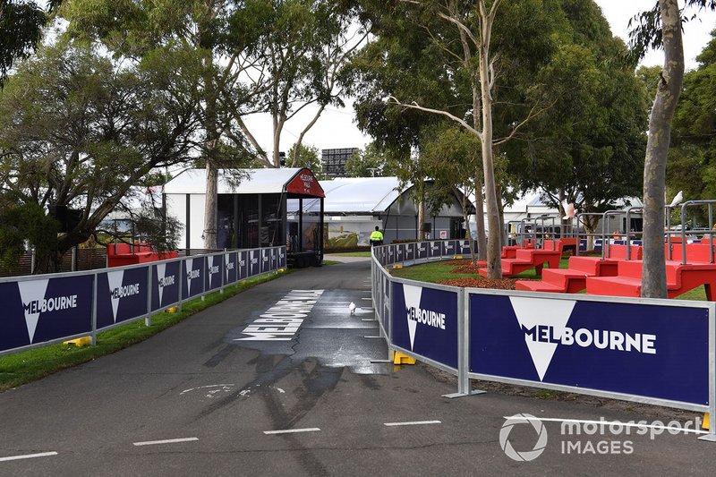 Suasana paddock