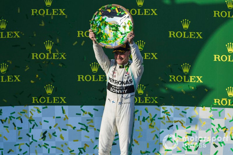 Podyum: Yarış galibi Valtteri Bottas, Mercedes AMG F1