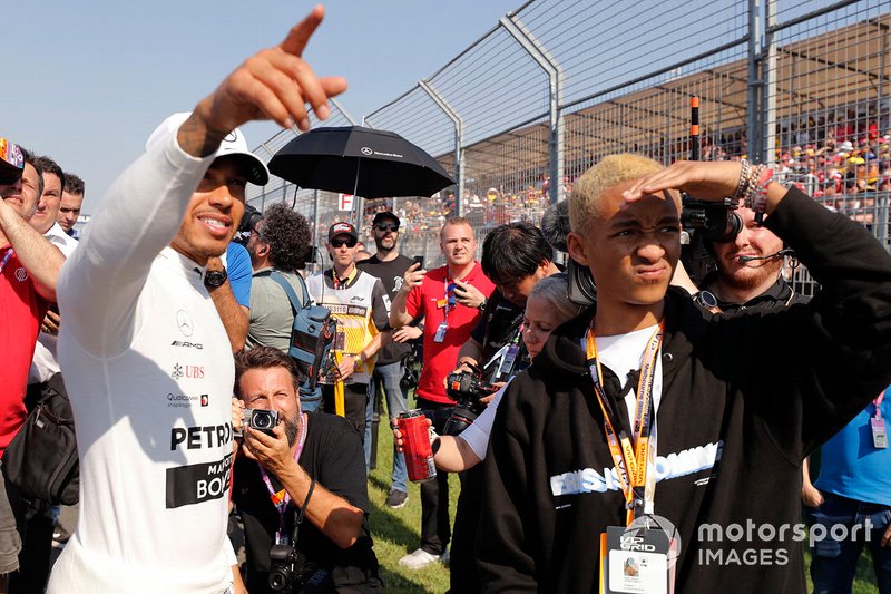 Lewis Hamilton, Mercedes AMG F1, con Jaden Smith