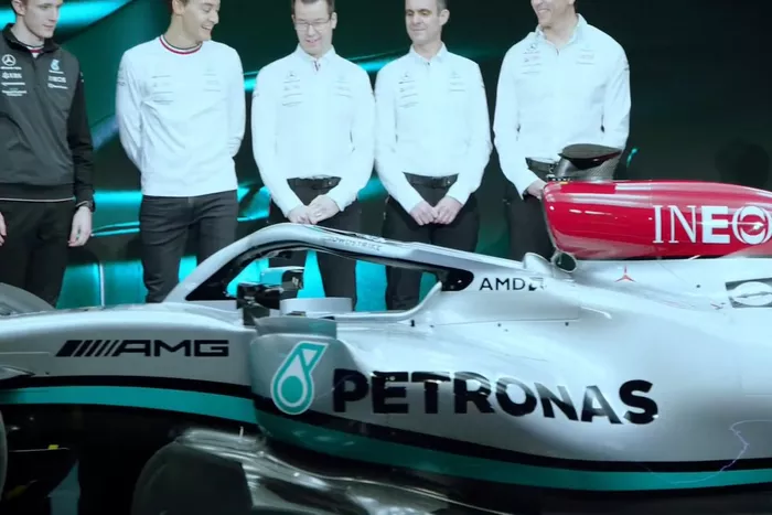 Detalle del Mercedes W13