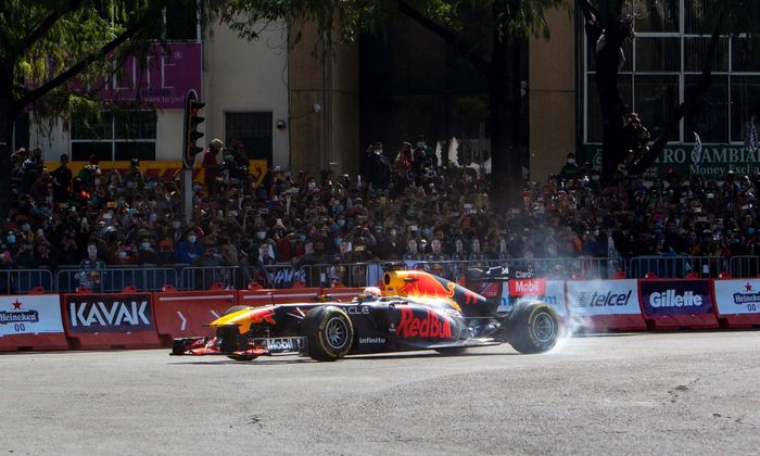 Sergio Pérez. Red Bull ShowRun CDMX