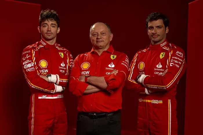 Charles Leclerc, Frederic Vasseur, Team Principal et General Manager, Scuderia Ferrari, Carlos Sainz, Ferrari