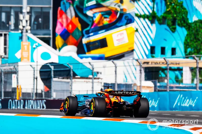 Oscar Piastri, McLaren MCL38