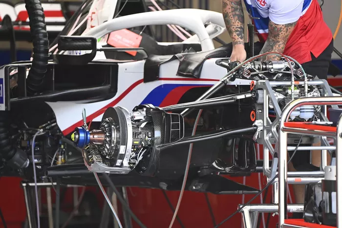 Detalle del Haas VF-21 