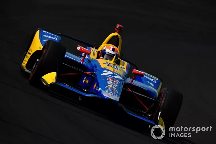 9º: #27 Alexander Rossi, NAPA AUTO PARTS, Andretti Autosport Honda: 228.267  mph
