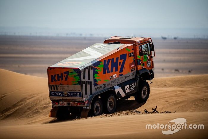 #523 Epsilon MAN: Jordi Juvanteny, Jose Luis Criado, Xavier Domenech