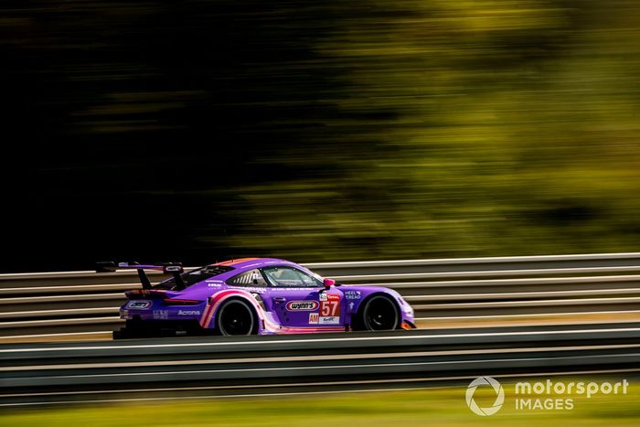 #57 Team Project 1 Porsche 911 RSR: Ben Keating, Felipe Fraga, Jeroen Bleekemolen