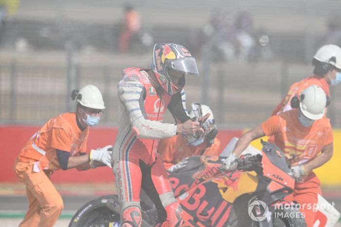 Caída de Jack Miller, Pramac Racing y Brad Binder, Red Bull KTM Factory Racing 