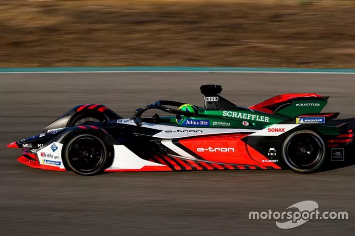 Audi e-tron FE06