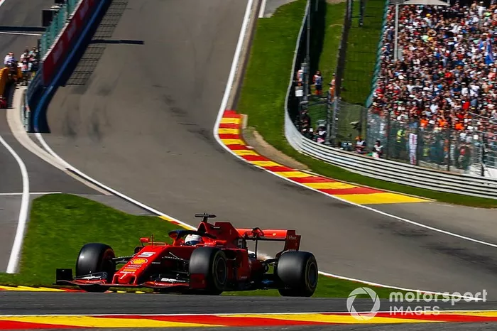 2. Sebastian Vettel: 	1'43.267