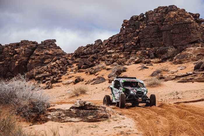 #428 Cobant-Energylandia Rally Team BRP: Eryk Goczal, Oriol Mena