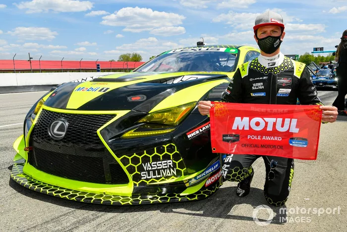 Ganador de la pole #14: VasserSullivan Lexus RC F GT3, GTD: Jack Hawksworth, Aaron Telitz